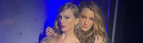 Taylor é próxima de Blake Lively e de seu marido, Ryan Reynolds, desde 2015. Ela escreveu músicas inspiradas nas filhas do casal, chegando a revelar o nome da terceira filha em uma canção chamada 