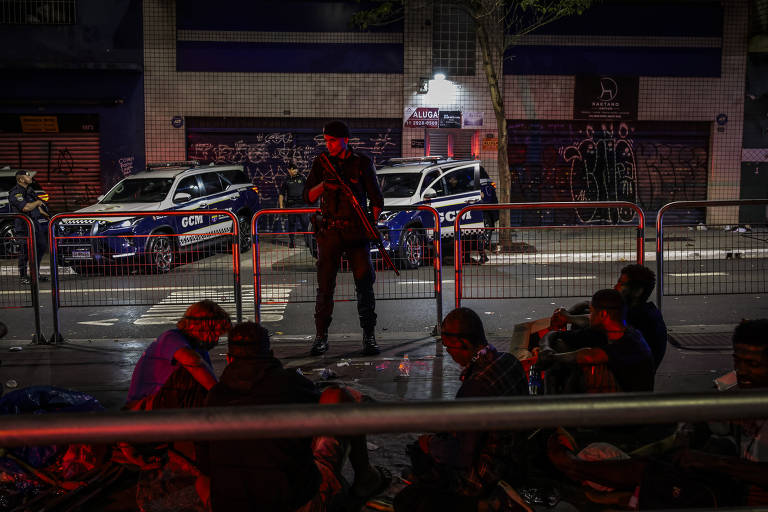 Furtos aumentam na região da cracolândia e na Sé, em SP, em mês de dispersão de usuários