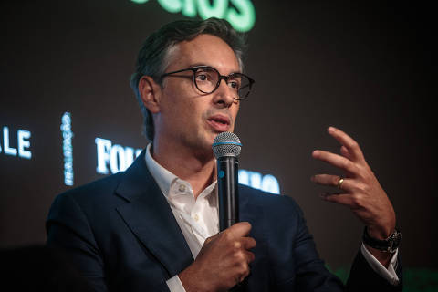 SÃO PAULO, SP, 22.05.2025 - Cobertura do seminário Agenda climática e oportunidades de negócios, realizado pela Folha e com apoio da Vale, no auditório da Folha. Na foto, Gustavo Pimenta, Presidente da Vale. (Foto: Jardiel Carvalho/Folhapress)