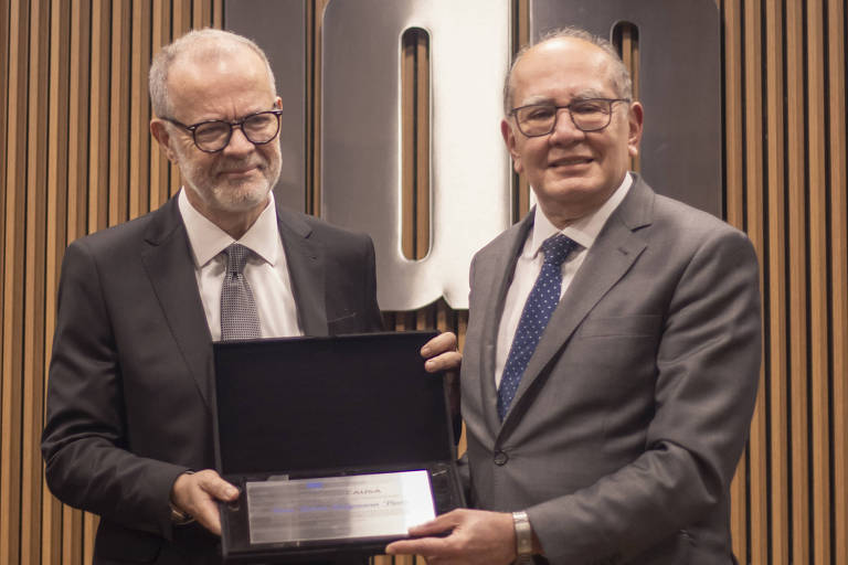 Raul Jungmann recebe título de Doutor Honoris Causa do IDP