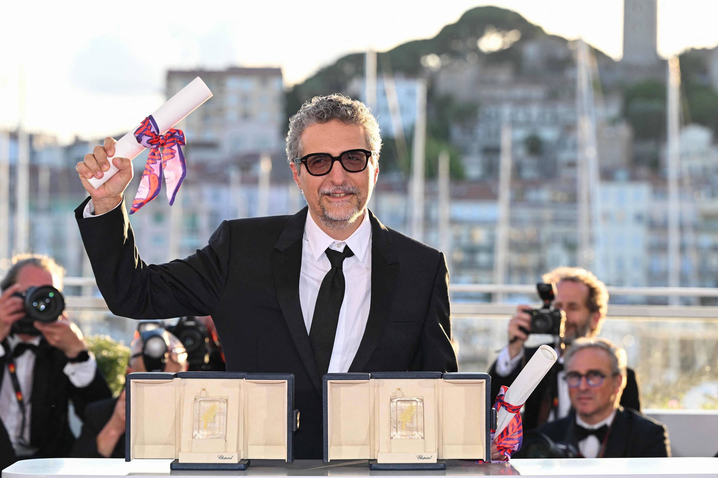 Lula celebra Wagner Moura e Kleber Mendonça Filho por prêmios em Cannes