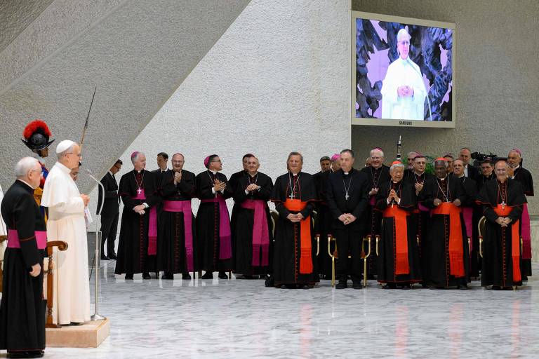 Papa Leão 14 apresenta mensagem de diálogo e unidade à Cúria