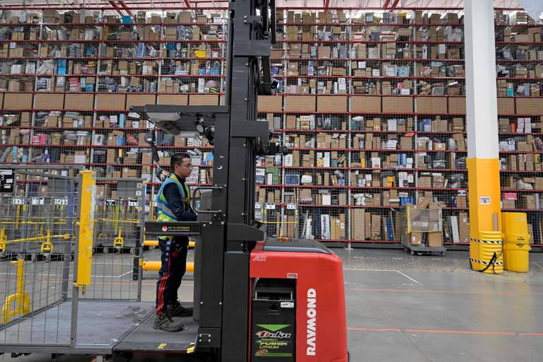 Com IA, programadores da Amazon são pressionados a trabalharem mais rápido