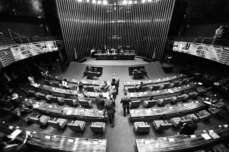 PEC do fim da reeleição só piora a democracia brasileira