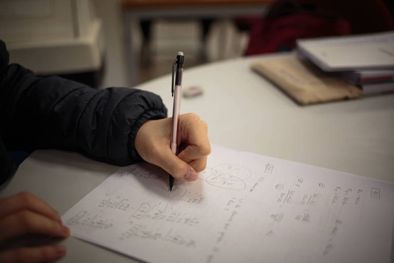 Como obter o diploma de ensino médio com o Enem, que tem inscrições abertas