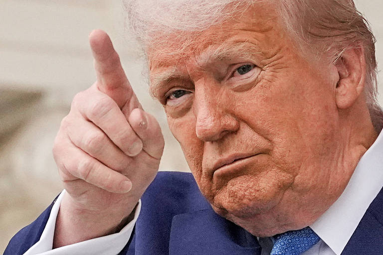 Governo Trump quer cancelar todos os contratos restantes com Harvard
