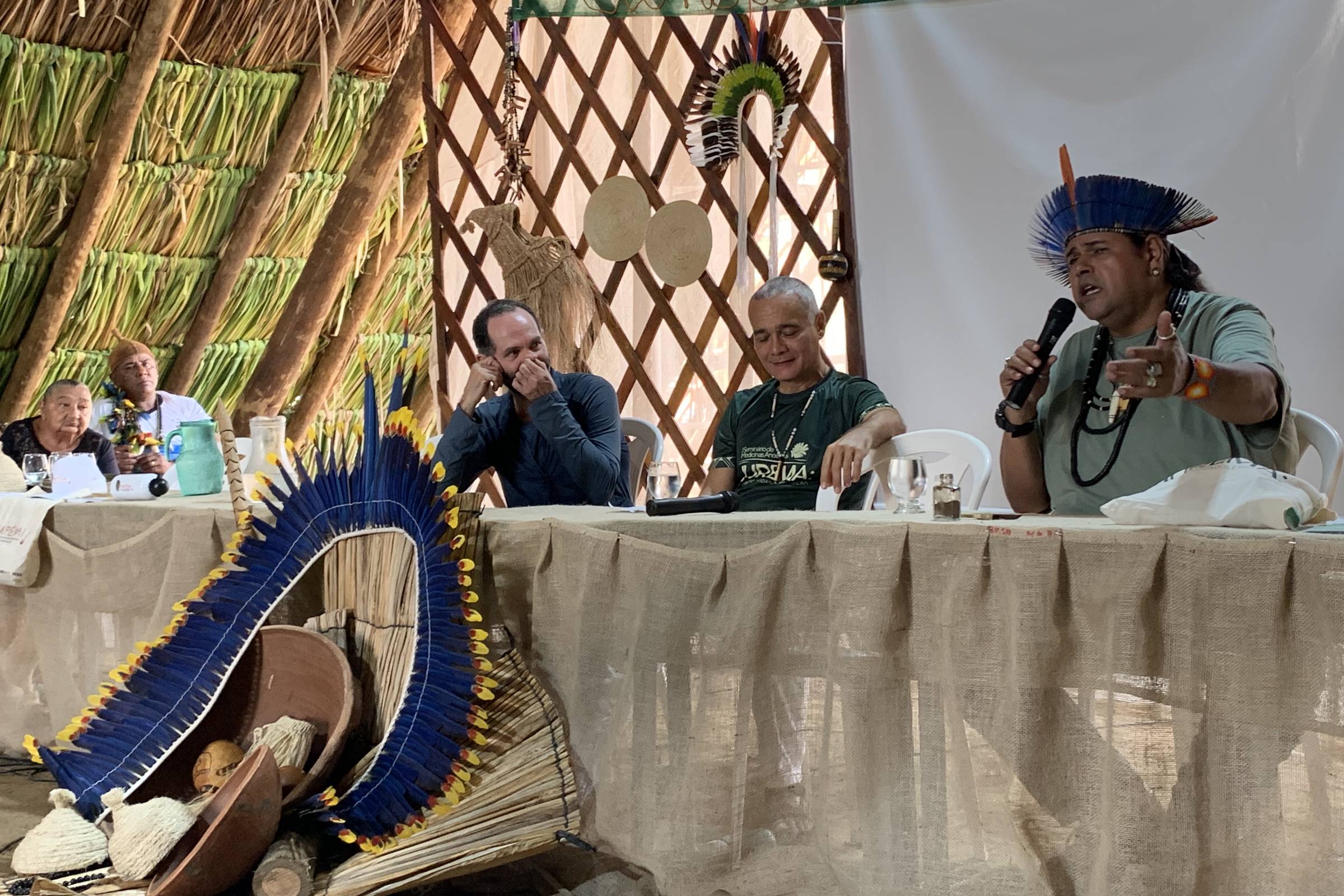 Seminário tem debate aceso sobre ciências da jurema