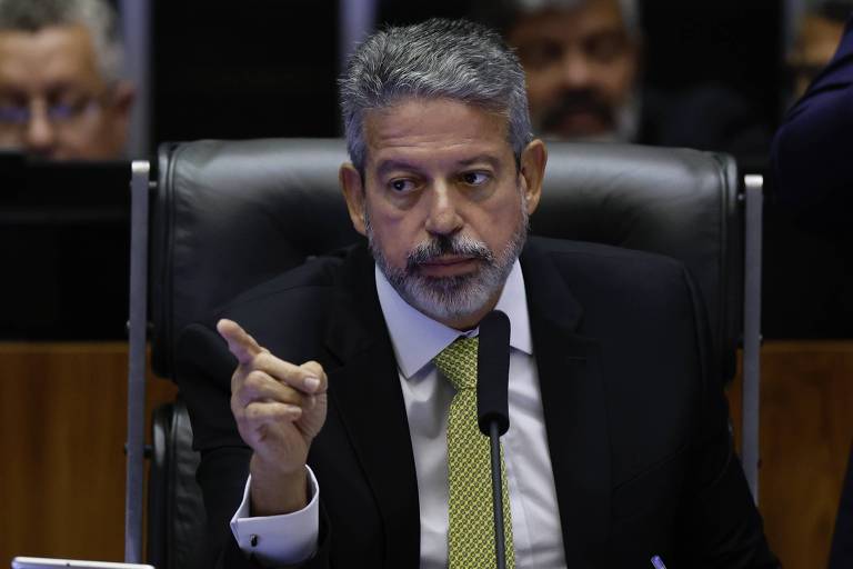 Sem compensação para estados e municípios, isenção do IR não passa, diz Lira