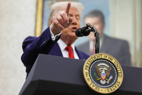 Tribunal dos EUA proíbe entrada em vigor de tarifas de Trump