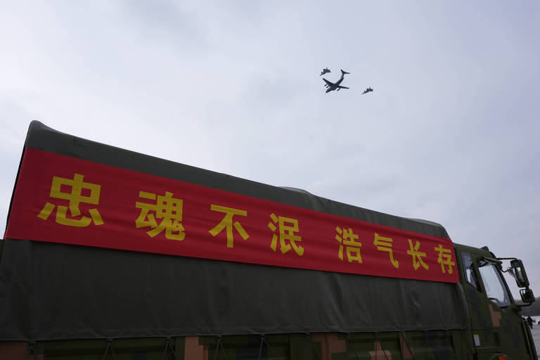 EUA suspendem exportações de tecnologia de aviões e semicondutores para a China