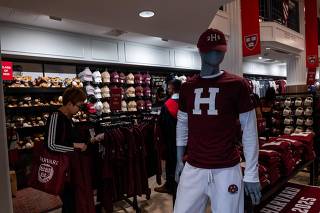 Trump Administration To Cancel Harvard's Federal Government Contracts