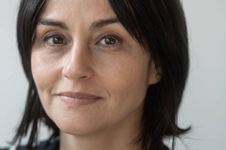 Quem é Sílvia Gomez, autora de peças teatrais com Andrea Beltrão e Alessandra Negrini