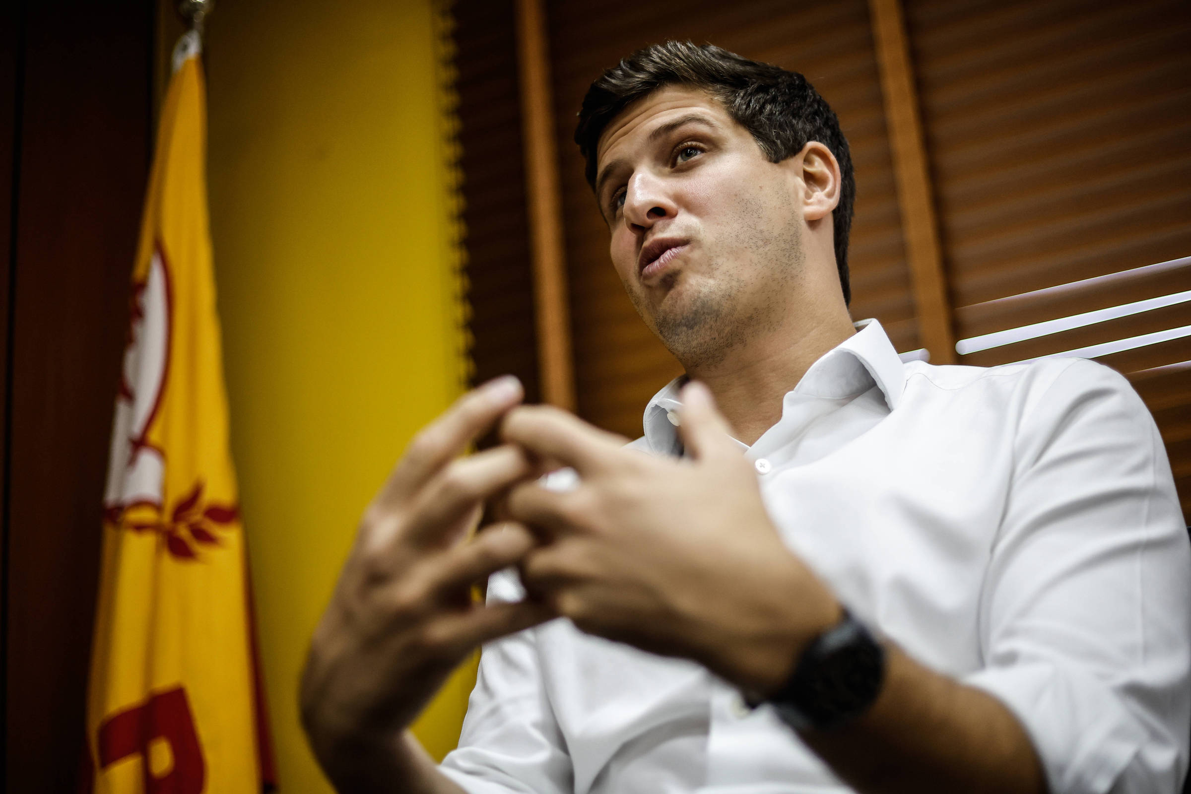 João Campos pede que Lula lidere conciliação e reedite fase 'paz e amor'