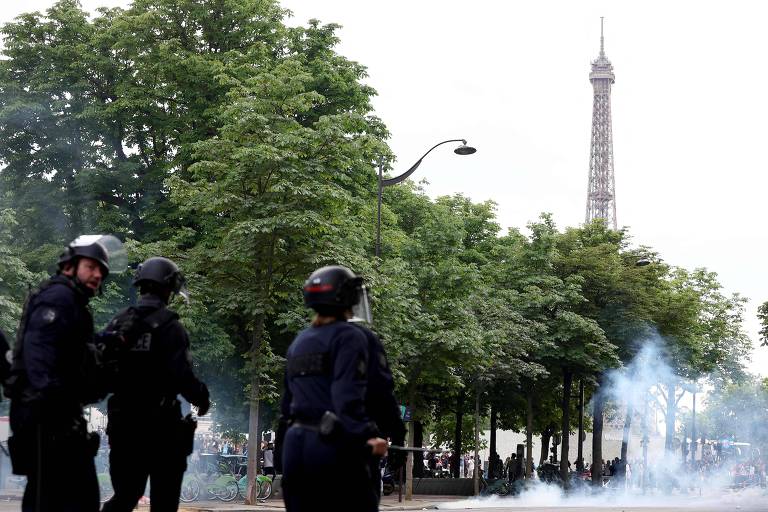 França anuncia 79 detenções durante festa do título do PSG
