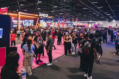 Público participa da edição de 2025 da gamescom latam, em São Paulo