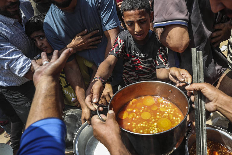 Organização de ajuda em Gaza pausa distribuição de auxílio humanitário