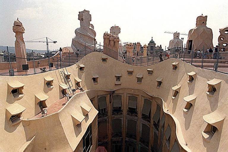 Telhado da Casa Milà, também chamada de La Pedrera, projetada por Gaudí, em Barcelona