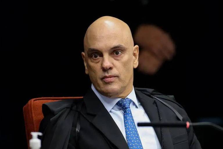 Moraes pede a Zanin para pautar julgamento do recurso de Zambelli contra a condenação na sexta (6)