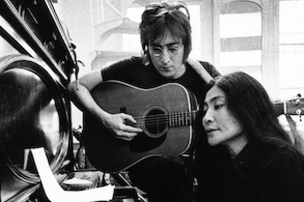 Filme sobre John Lennon e Yoko Ono: o que ver na TV e no streaming nesta semana