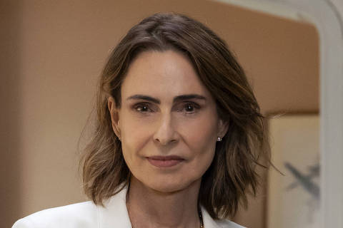 Silvia Pfeifer interpreta a advogada Rebeca em 'Dona de Mim'