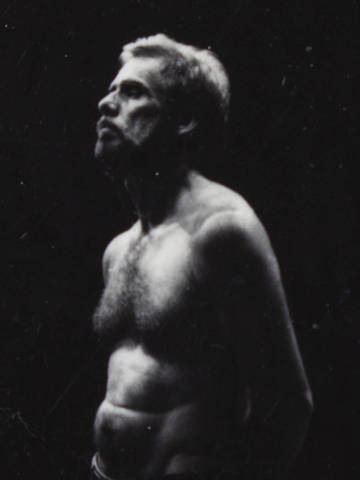 O ator Francisco Cuoco em cena da peça 'Hedda Gabler', em montagem no Rio de Janeiro, em 1982
