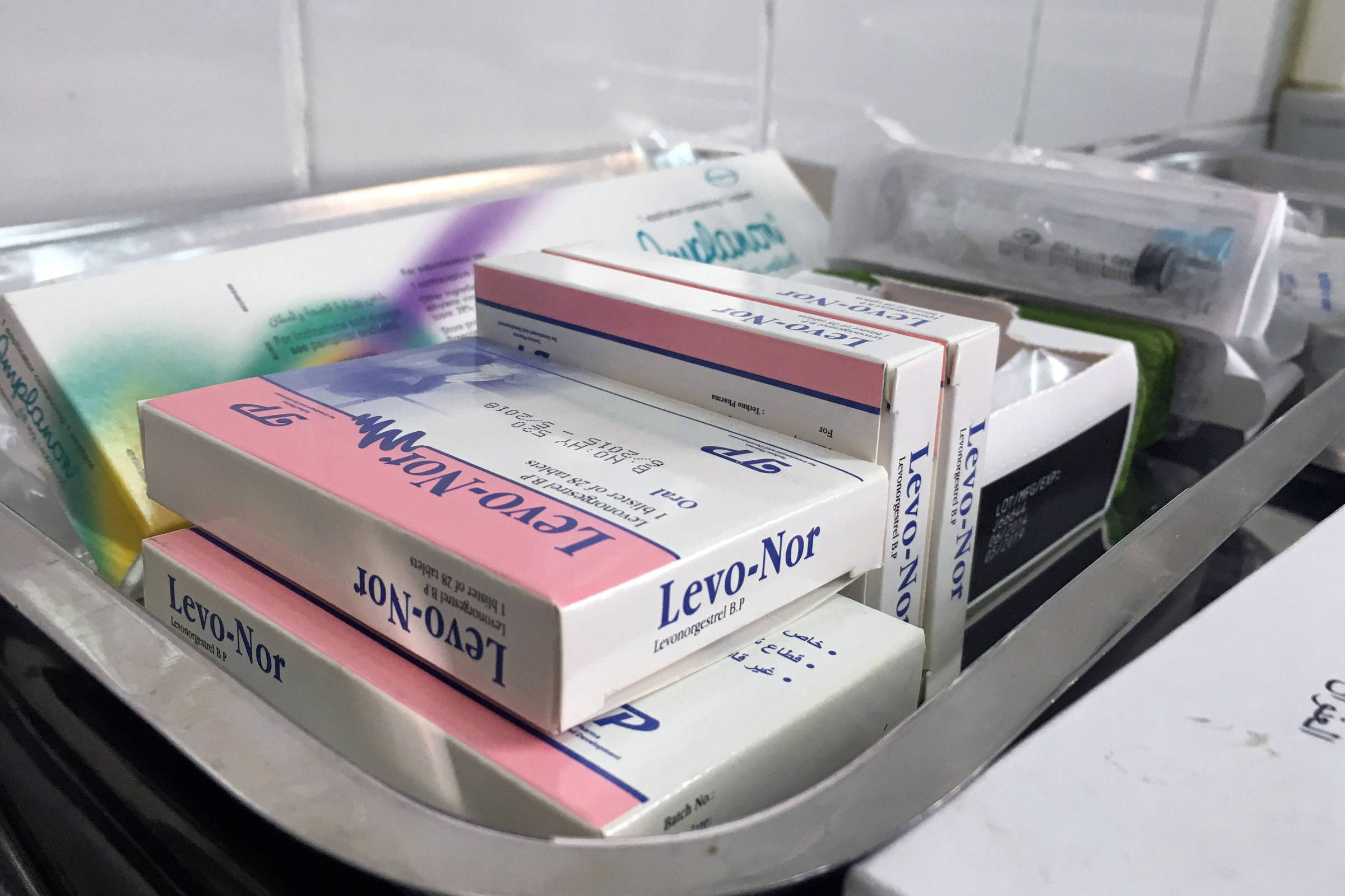 Contraceptivos para países mais pobres estão retidos em armazéns após cortes de ajuda dos EUA