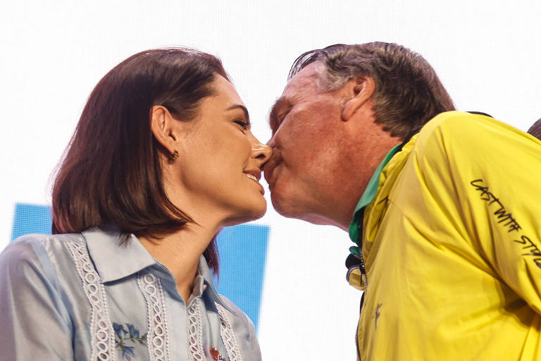 Michelle turbina PL Mulher para consolidar liderança e causa racha bolsonarista