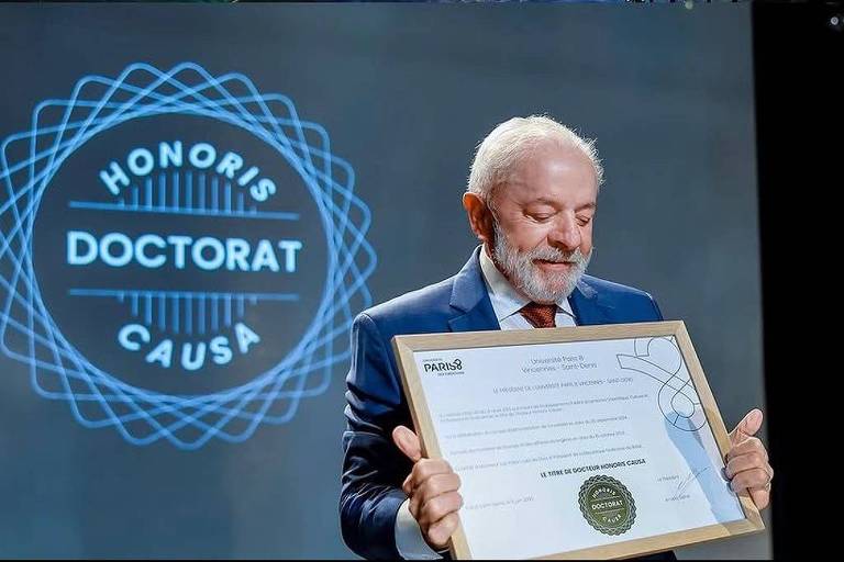 Lula recebe título 'honoris causa' de universidade francesa; veja vídeo