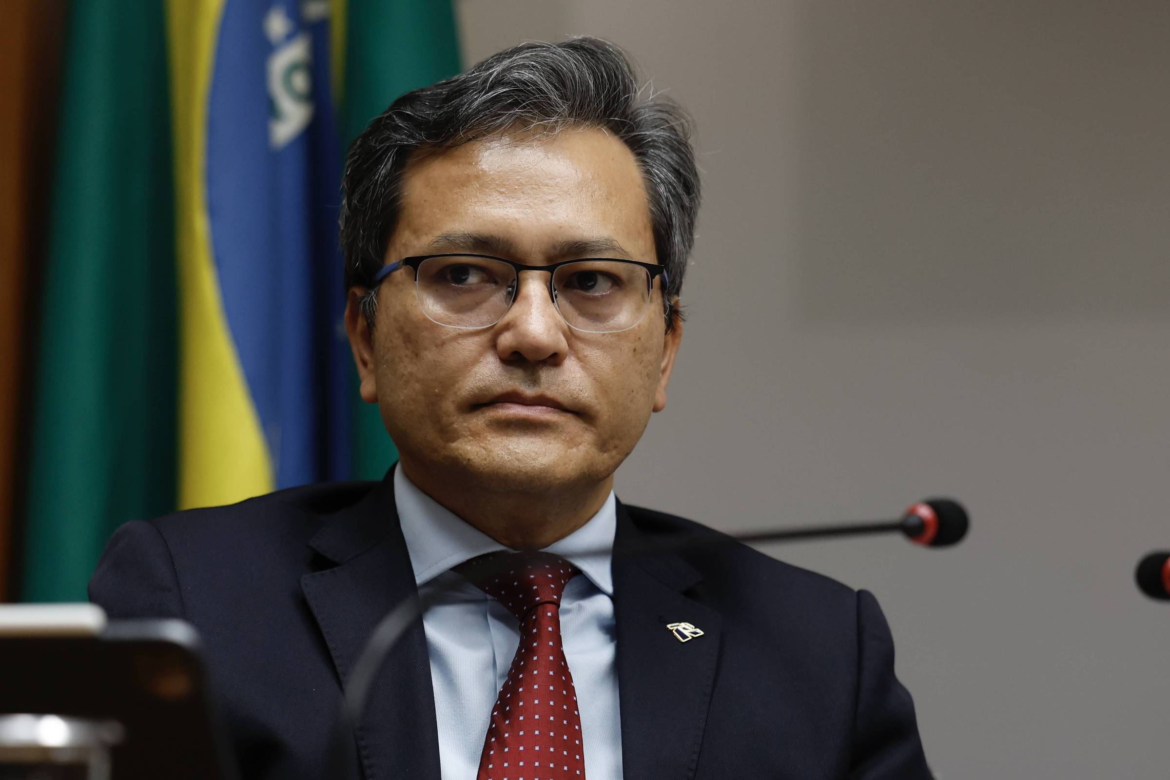 Justiça vê etarismo da Receita em redução de bônus