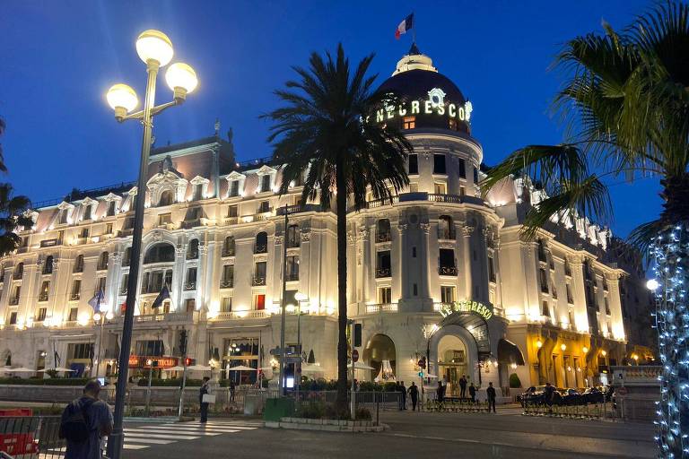 Lula chega a Nice e se hospeda em hotel com diárias de até R$ 35 mil