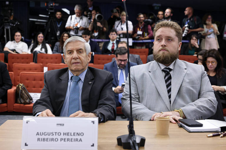 Heleno se enrola com respostas mesmo exercendo direito parcial de silêncio, apontam especialistas