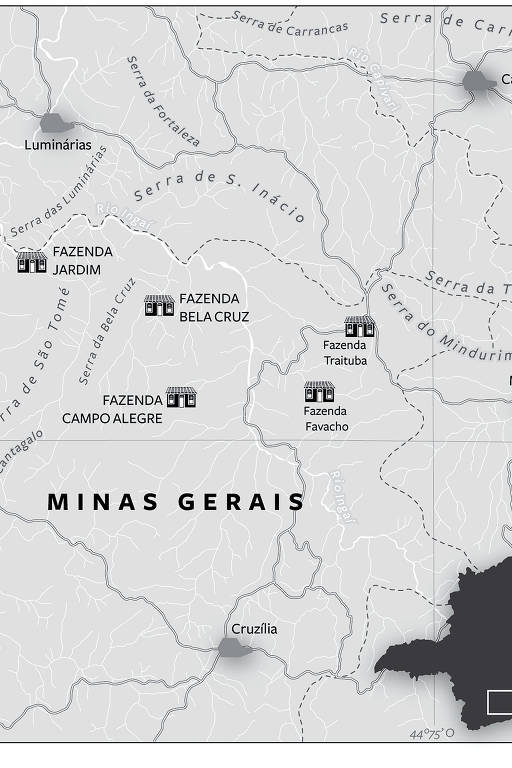 Um mapa em preto e branco do estado de Minas Gerais, Brasil. O mapa mostra várias fazendas, incluindo Fazenda Jardim, Fazenda Bela Cruz, Fazenda Campo Alegre e Fazenda Fechada. As montanhas e serras estão indicadas, assim como algumas cidades como Minduri e Cruzília. A legenda indica a direção do norte e a escala do mapa.