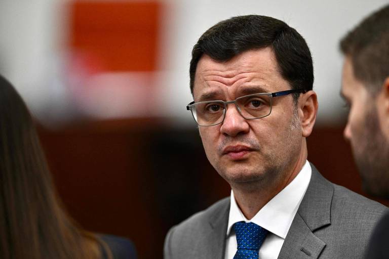 Torres diz que minuta golpista encontrada em sua casa foi fatalidade e seria destruída