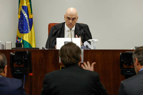 Bolsonaro nega hipótese de golpe, mas fala em estudo de 'possibilidades' sobre resultado das eleições