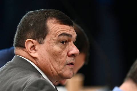 Ex-ministro da Defesa diz que alertou Bolsonaro sobre gravidade de minuta do golpe