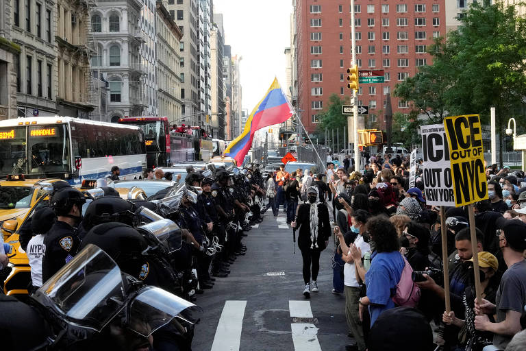 Los Angeles tem toque de recolher, e protestos se espalham pelos EUA