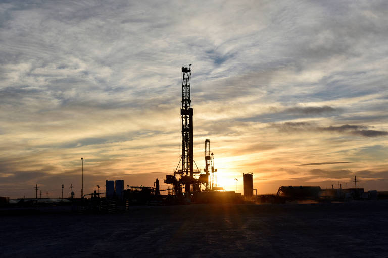 Tensão no Oriente Médio faz petróleo disparar mais de 4%