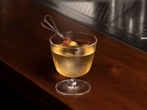 Hello suckers, drinque do bar Tan Tan