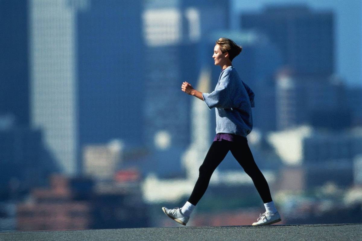 O que é a 'caminhada japonesa'? Ela realmente traz benefícios à saúde?