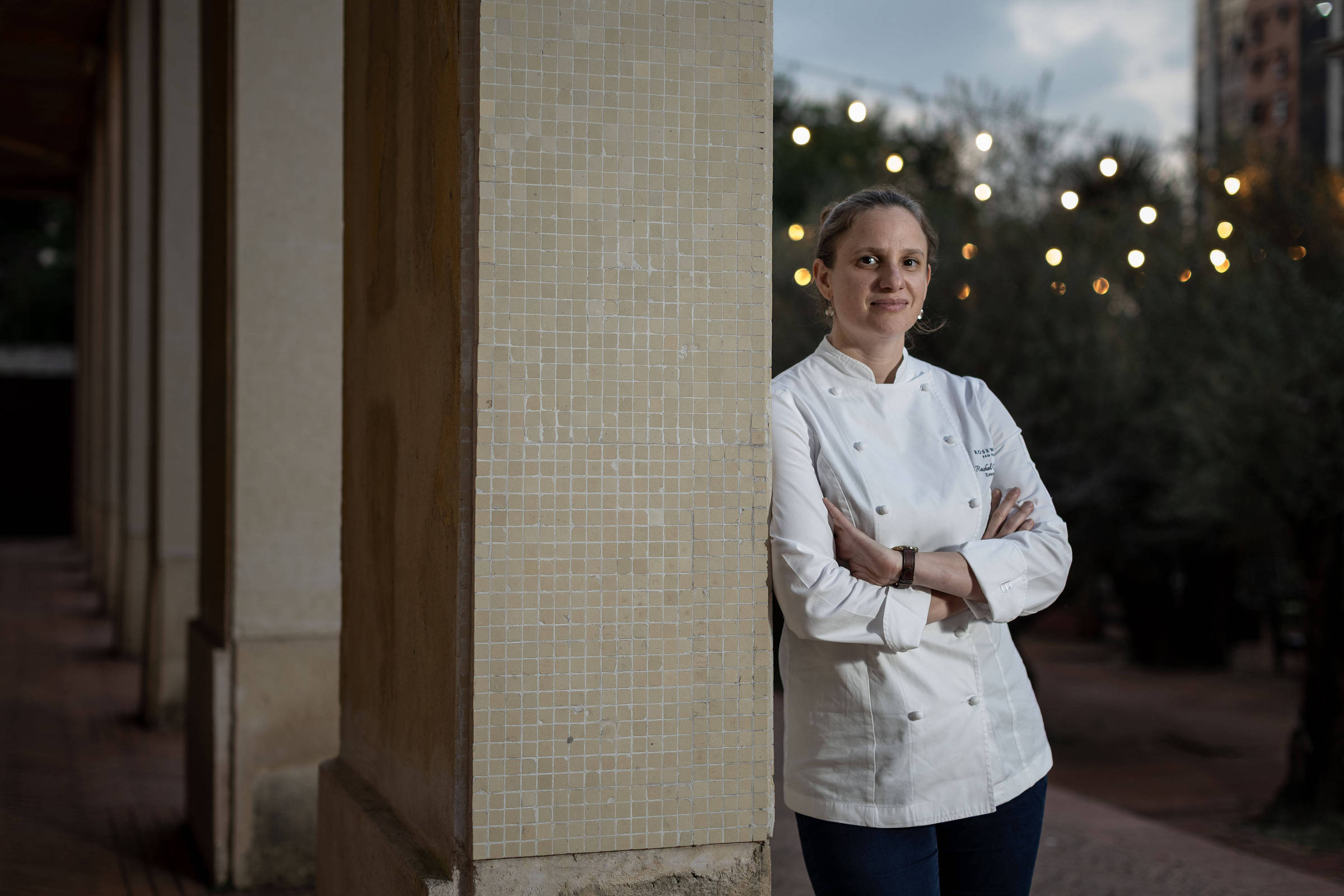 Primeira mulher chef-executiva dos hotéis Rosewood, no mundo, mira pequenos produtores