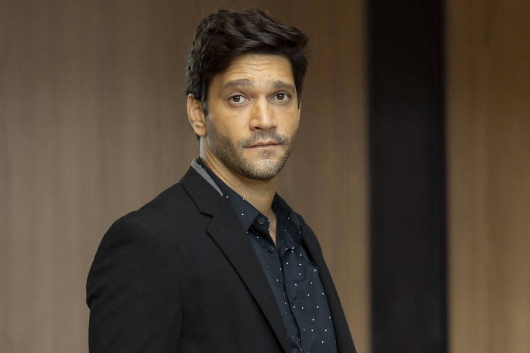 Armando Babaioff como Vanderson em 'Dona de Mim'