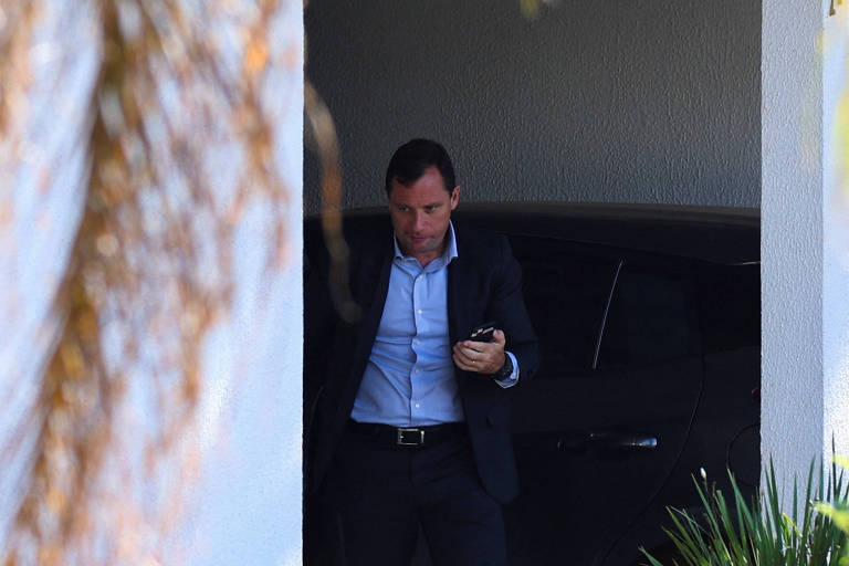 Moraes autoriza acareação entre Braga Netto e Cid em ação sobre trama golpista