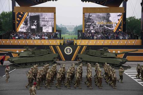 'Nossos soldados irão até você, e sua derrota será certa', diz Trump em desfile militar sob protestos; veja vídeo