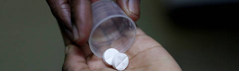 Nurse Sarah Mleli dispenses an antiretroviral ARV drug used to prevent HIV from replicating to a child at the Nyumbani Children's Home, which cares for more than 100 children with HIV, whose parents died of the disease, while providing them with housing, foster care, and PEPFAR supplies of anti-retroviral drugs that accelerate progress toward achieving HIV/AIDS pandemic control, in Karen district of Nairobi, Kenya February 12, 2025. REUTERS/Thomas Mukoya ORG XMIT: HFSGGGAFR126