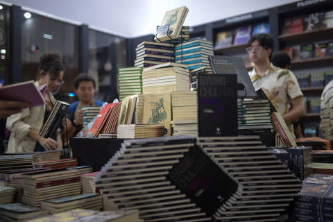 https://f.i.uol.com.br/fotografia/2025/06/15/1750024288684f40605f5b3_1750024288_3x2_th.jpg