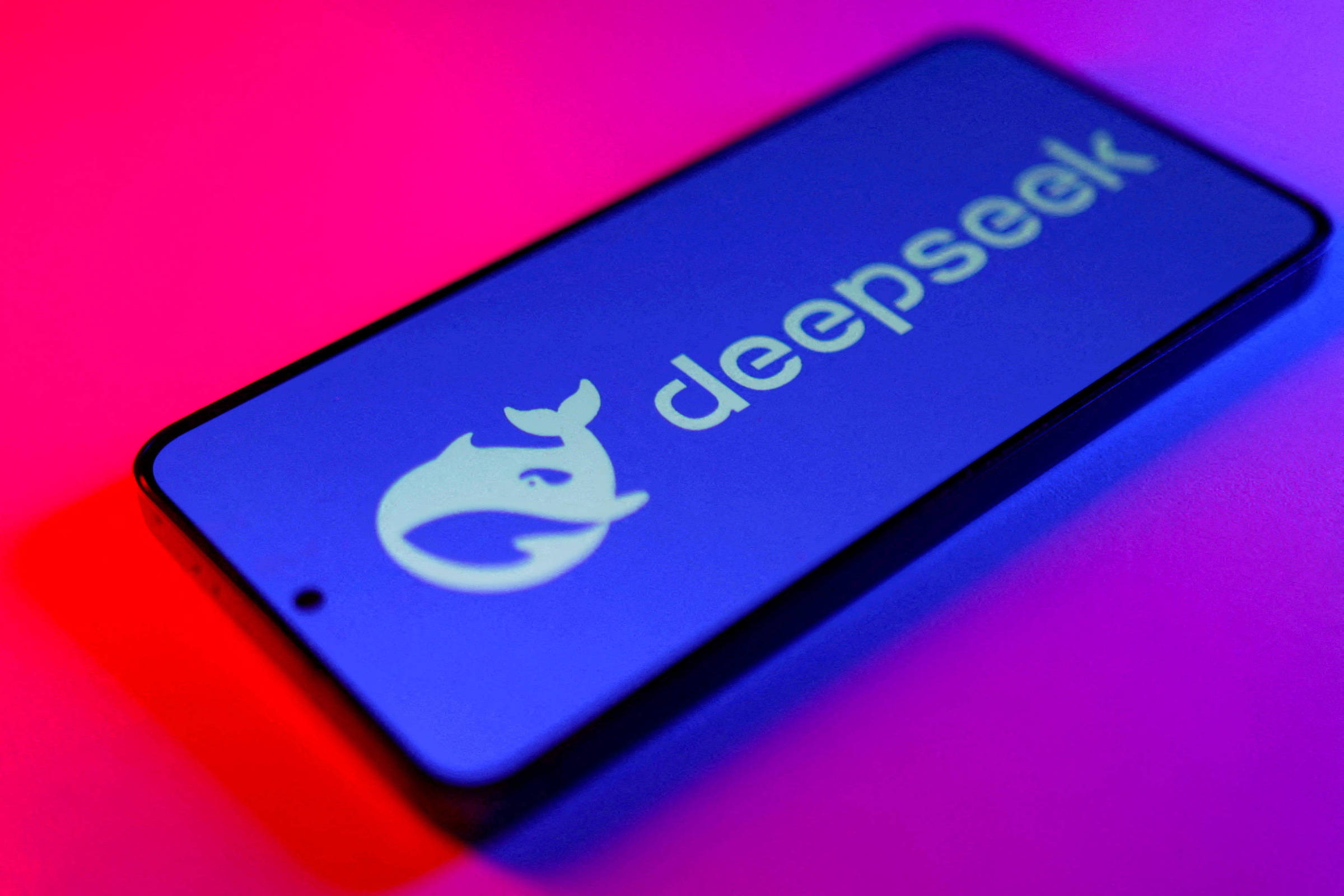 Órgão regulador da Itália investiga DeepSeek sobre riscos de informações falsas