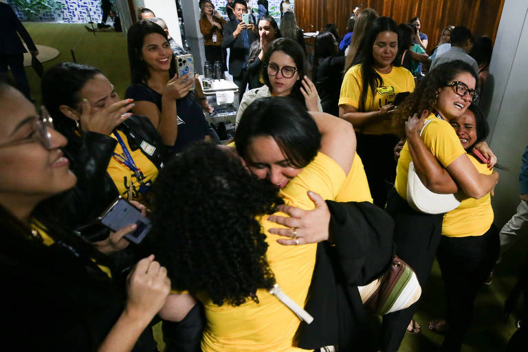 Congresso derruba veto e retoma pensão vitalícia a crianças com microcefalia