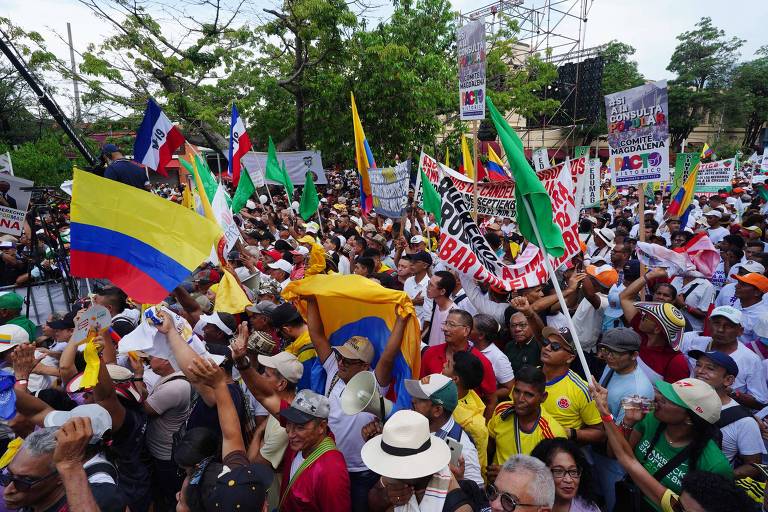 Senado da Colômbia aprova reforma trabalhista de Petro após tensões com presidente