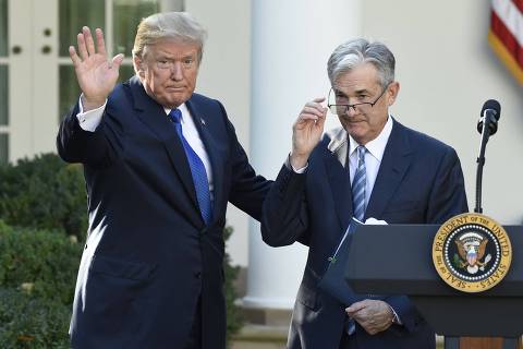 (FILES) US President Donald Trump (L) signals the end of ceremony after announcing Jerome Powell (R) as nominee for Chairman of the Federal Reserve in the Rose Garden of the White House in Washington, DC, November 2, 2017. Powell told Donald Trump on May 29, 2025, that the bank's decision-making process must remain 