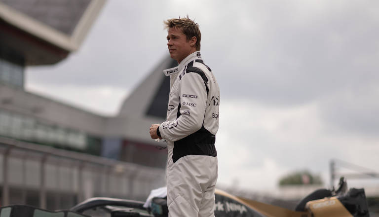 Cena de "F1: O Filme", dirigido por Joseph Kosinski